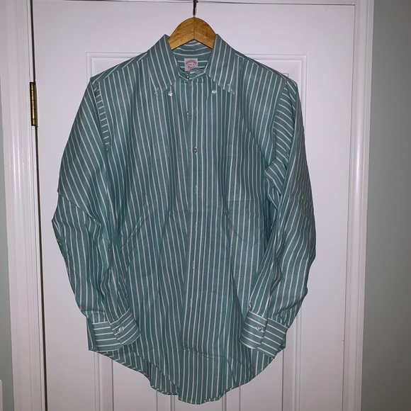brooks brothers button down - Picture 5 of 8